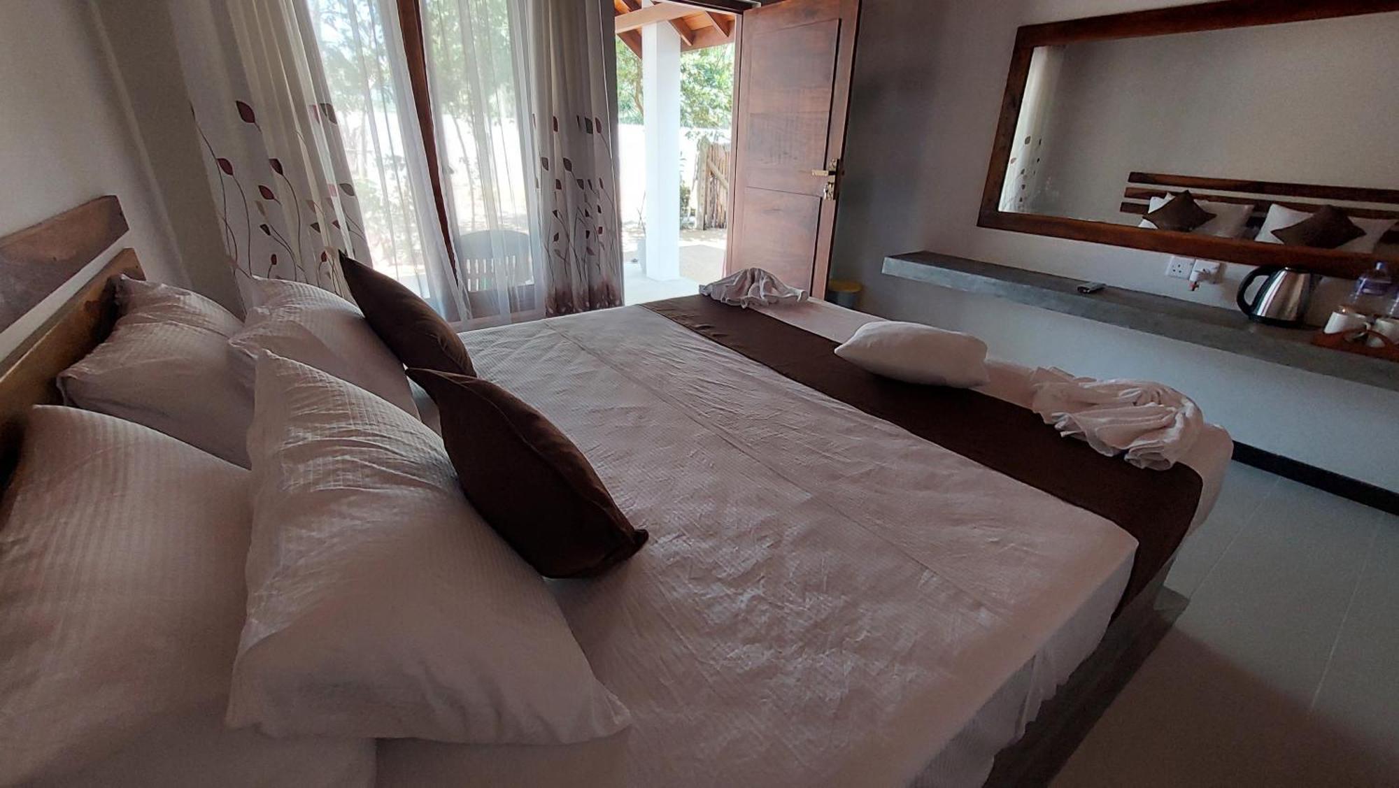 The Dream Inn Guesthouse Passikudah Batticaloa Exterior photo