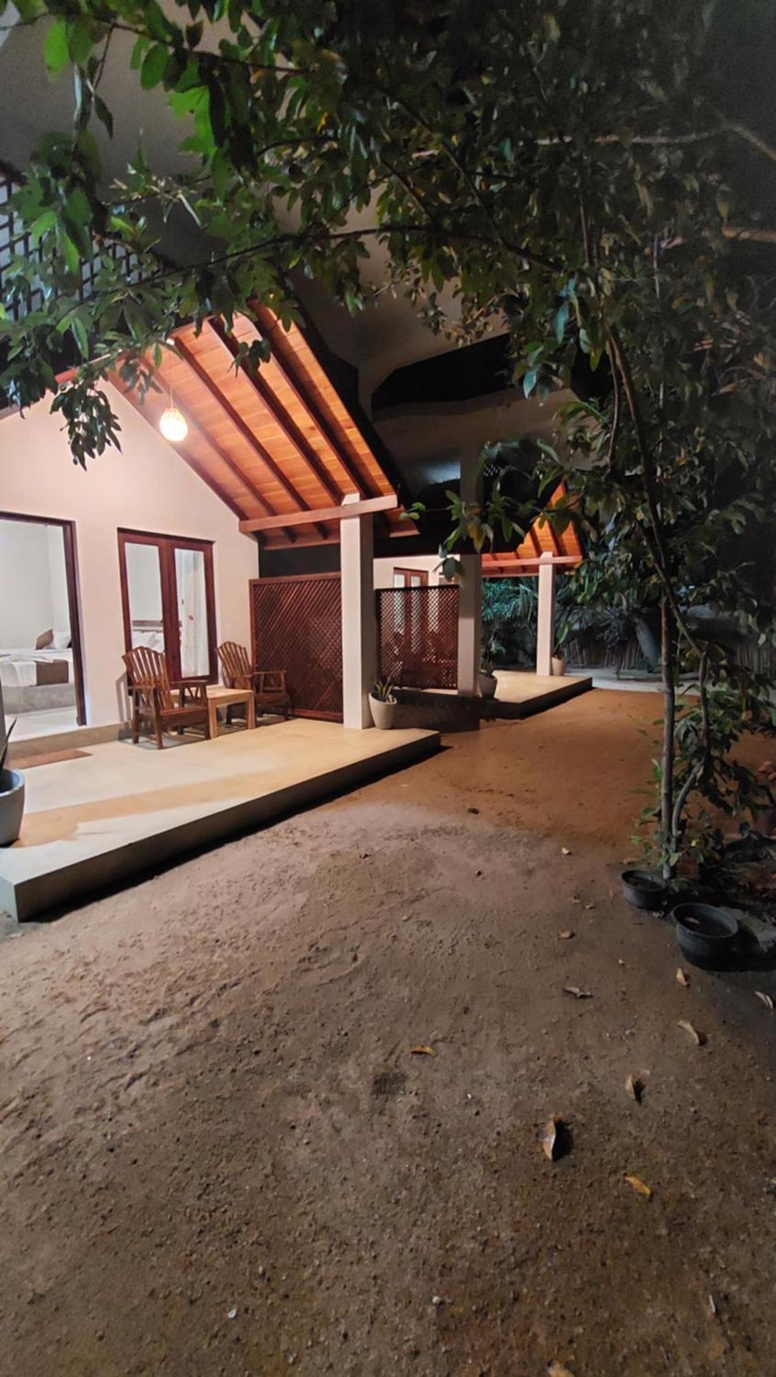 The Dream Inn Guesthouse Passikudah Batticaloa Exterior photo