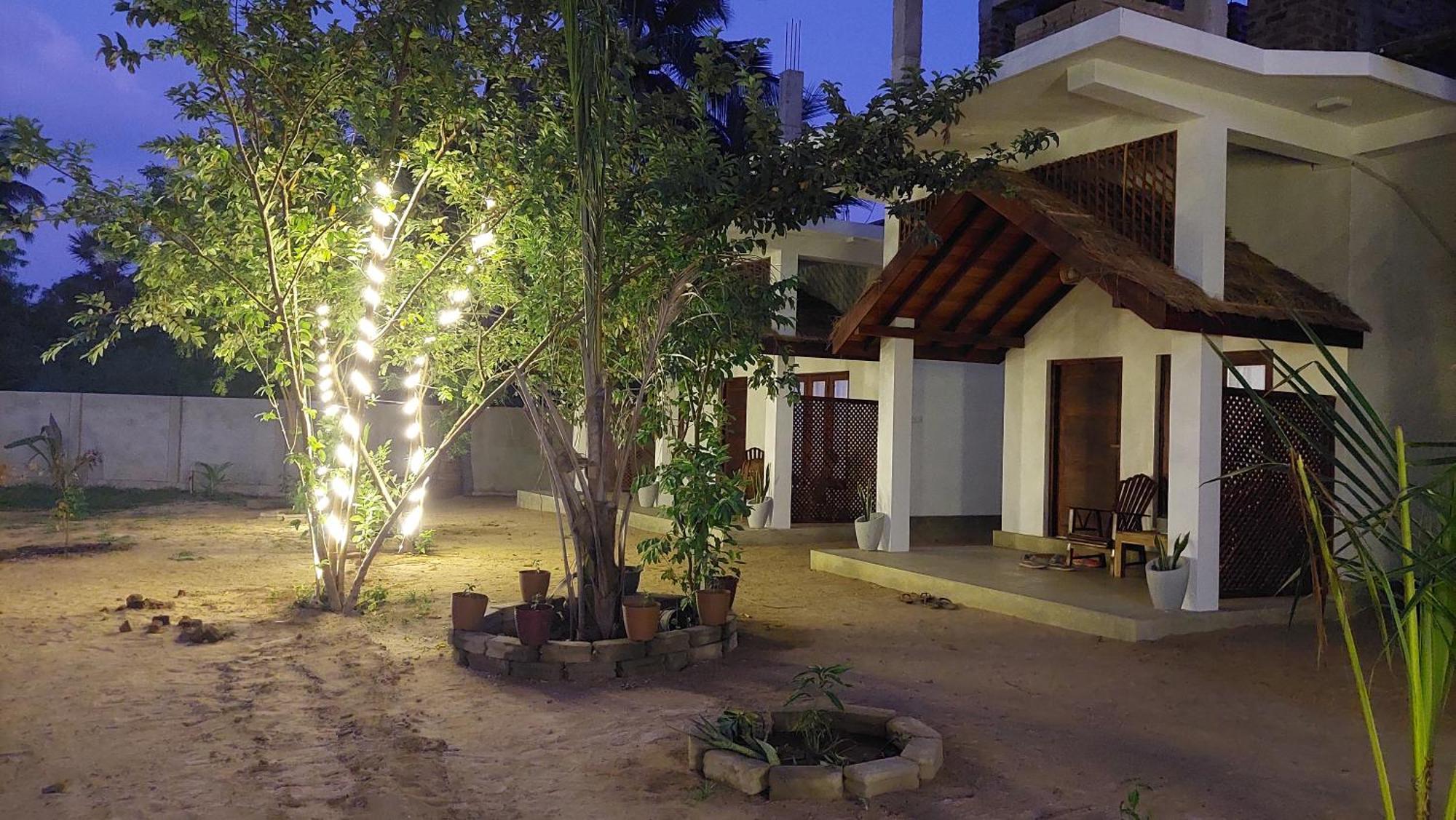 The Dream Inn Guesthouse Passikudah Batticaloa Exterior photo
